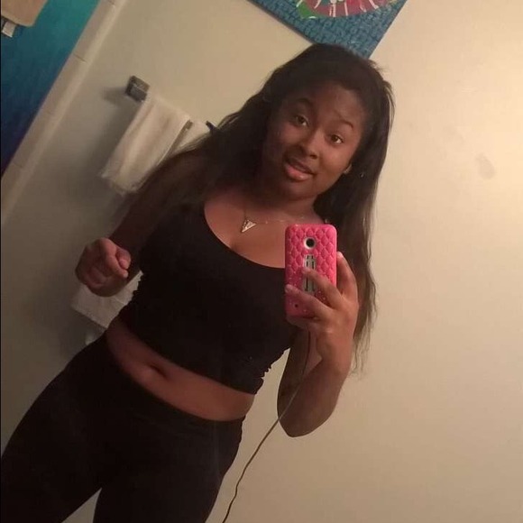 Profile Picture of Khadijah Jakala (@lxvish) on Poshmark