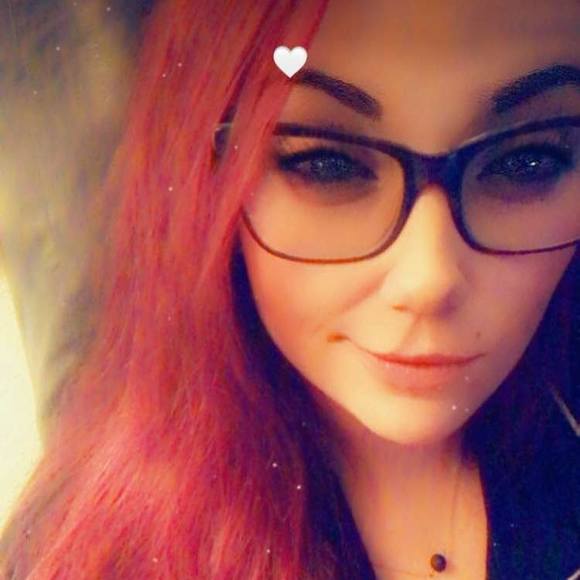 Profile Picture of Taylor Baggerly (@tayannbee) on Poshmark