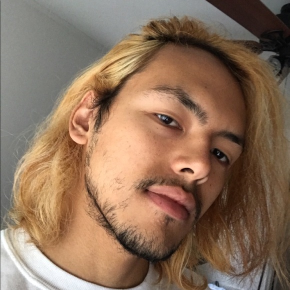 Profile Picture of Ryan Giron (@sakuya) on Poshmark