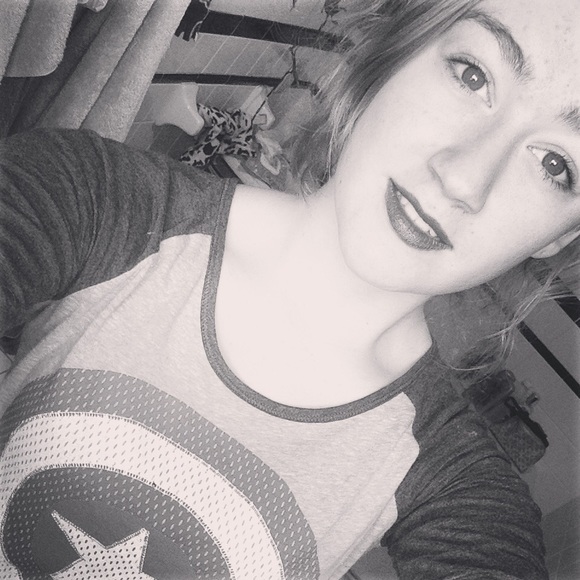 Profile Picture of Bekah Maclagan (@rbdancer3) on Poshmark