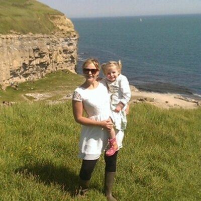 Profile Picture of Fran Miles (@fr4nkie18) on Twitter