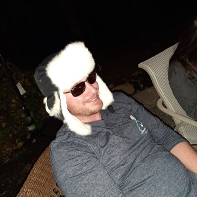 Profile Picture of Nicholas Almeida (@StckMrkTRomance) on Twitter