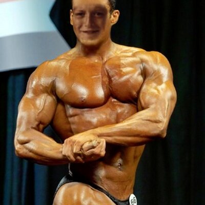 Profile Picture of Mitchell Currie (@CurrieMitchell) on Twitter