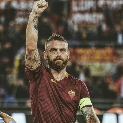 Profile Picture of Leonel Padilla 16 (@leonel_pad16) on Twitter