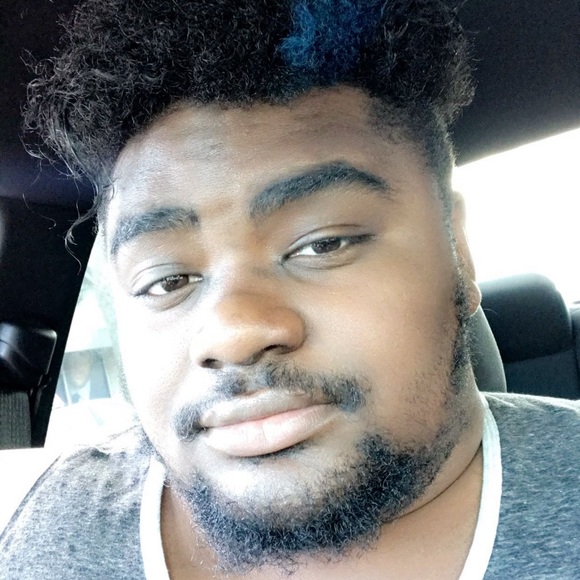 Profile Picture of Devonta Beard (@dbeard2014) on Poshmark