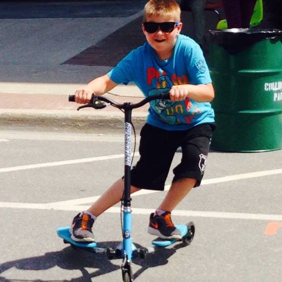 Profile Picture of Matthew Carr (@matthewcarr793) on Poshmark