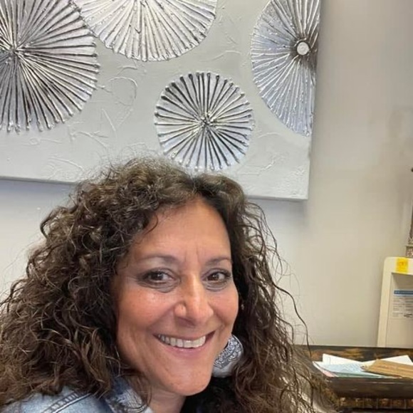 Profile Picture of Donna Natter-costy (@nattercosty) on Poshmark