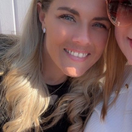 Profile Picture of Doris (@char_j19) on Tiktok