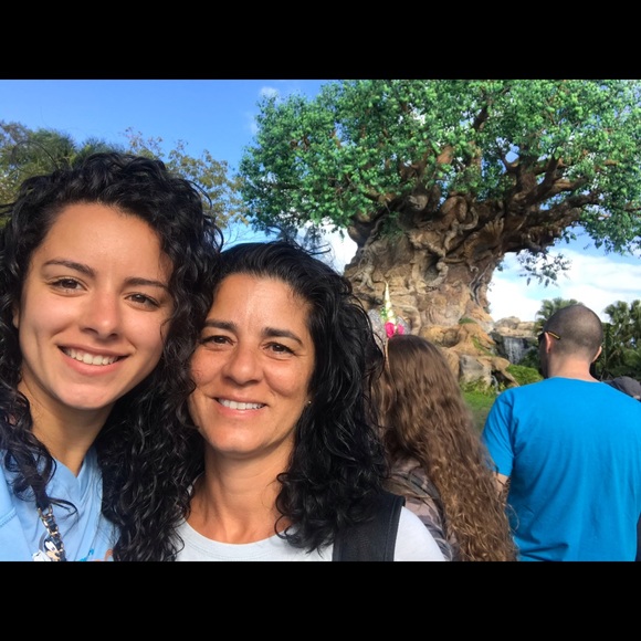 Profile Picture of Brianna Martins (@bmartins11) on Poshmark