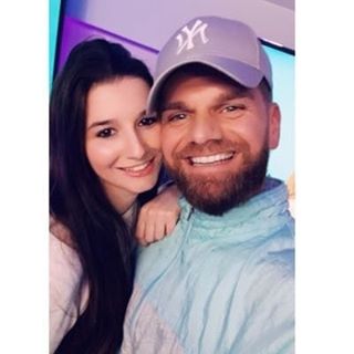 Profile Picture of Emilie Dévio (EmilieOffitness) (@KeenVFamilyOfficiel) on Facebook