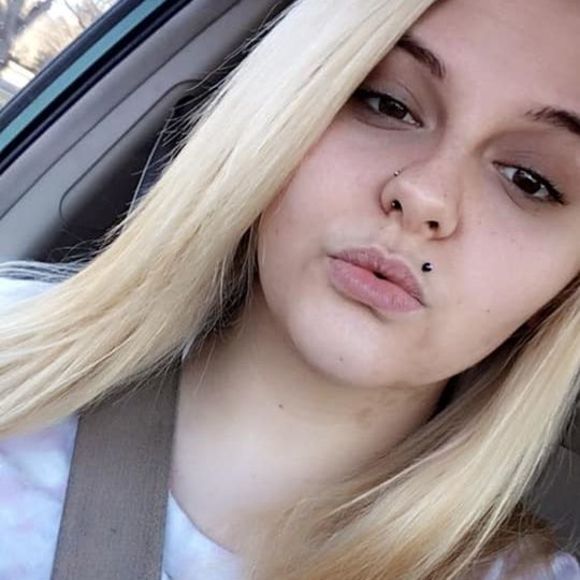 Profile Picture of Paige Konis (@mossyoakgal1209) on Poshmark