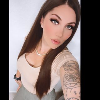 Profile Picture of 𝕮𝖆𝖘𝖘𝖆𝖓𝖉𝖗𝖆 𝕲𝖚𝖊𝖗𝖗𝖊𝖗𝖔 ♛ (@cassandra_g_5280) on Instagram