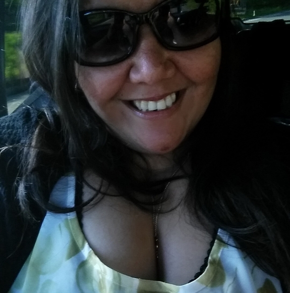 Profile Picture of Ruth Burianek (@lukana) on Poshmark