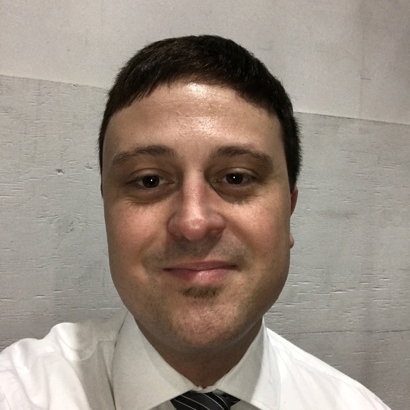 Profile Picture of David Frohman (@frozone78) on Poshmark