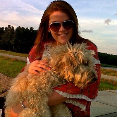 Profile Picture of alissa marks (@alissa_leigh) on Twitter