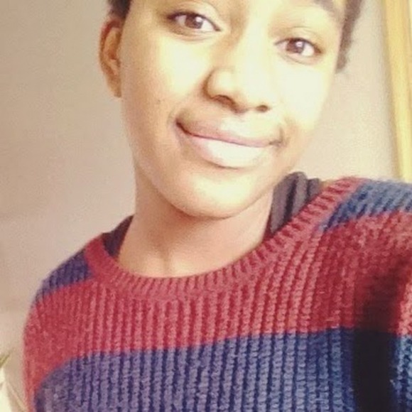Profile Picture of Maia Ramsay (@maiaramsay) on Poshmark