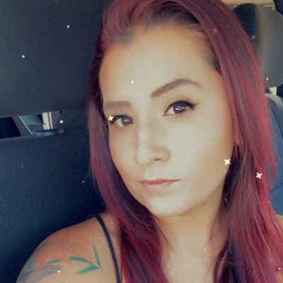 Profile Picture of April Alexander (@boscoloveapril1) on Twitter