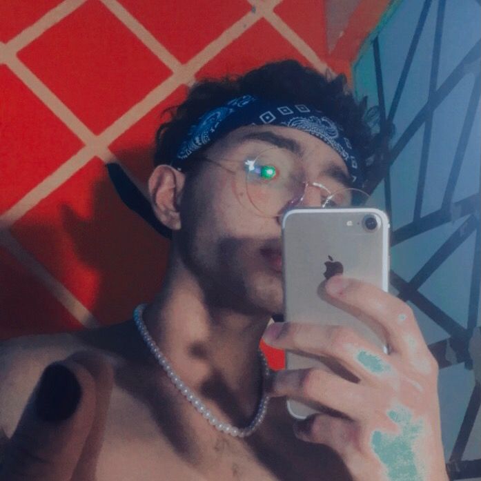 Profile Picture of 𝒥𝒾𝓂𝓂𝓎𝒮ℯ𝒶 ℬ𝓁 🔥 (@jimmysea_bl) on Tiktok