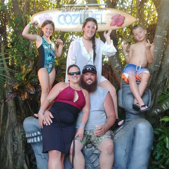 Profile Picture of Clinton Bantz (@clintonbantz) on Poshmark