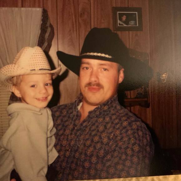 Profile Picture of Hunter Fulp (@hunterfulp) on Poshmark