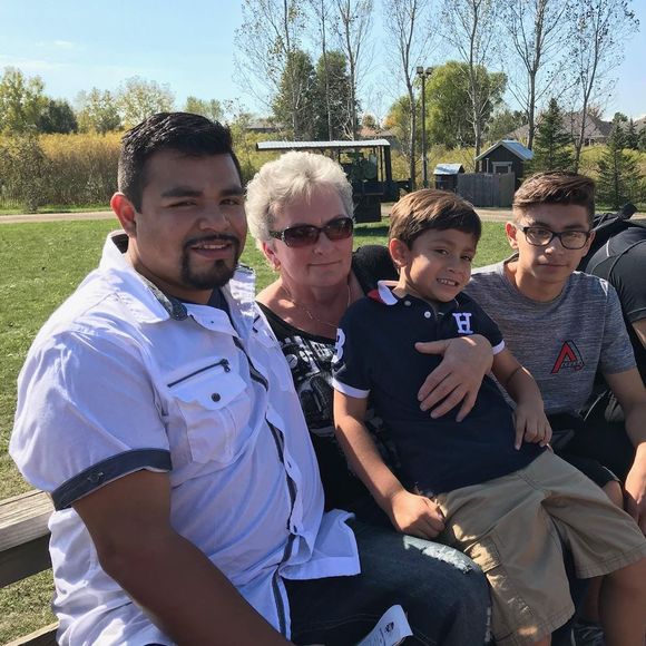 Profile Picture of Janina Bednarowicz (@jbednarowicz) on Poshmark