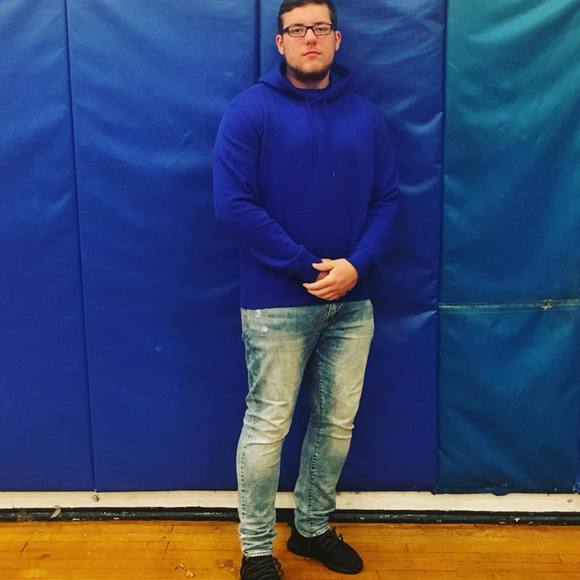 Michael Gierlach - Poshmark Profile Picture of Michael Gierlach (@mike2835) on Poshmark