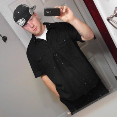 Profile Picture of Jon Legault (@jlegault2789) on Twitter