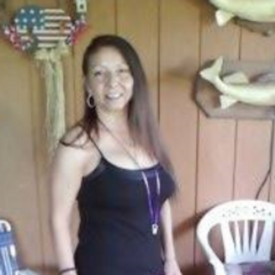 Profile Picture of yolanda schneider (@yolandaS521) on Twitter