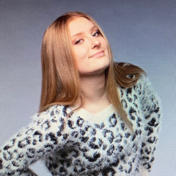 Profile Picture of Trinity Tosch (@trinity_tosch) on Poshmark
