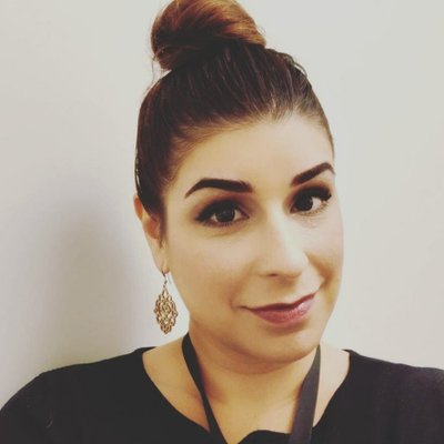 Profile Picture of Tammy Starr (@branchingbound) on Twitter