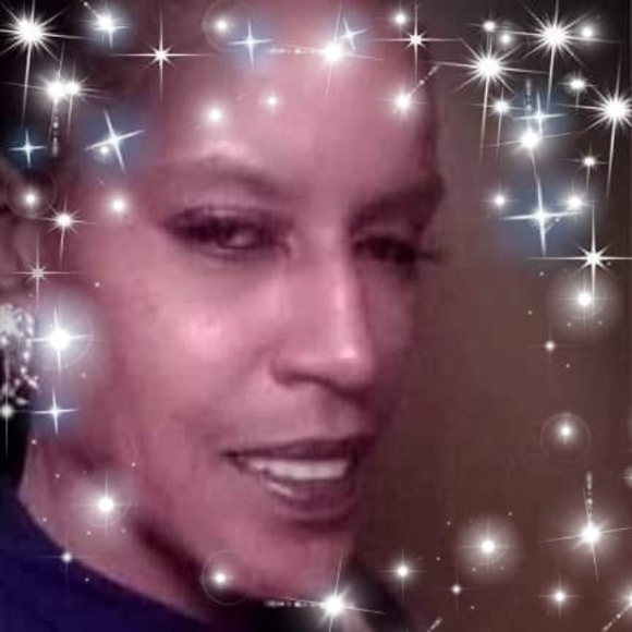Profile Picture of Kim Haile (@hailekim) on Poshmark