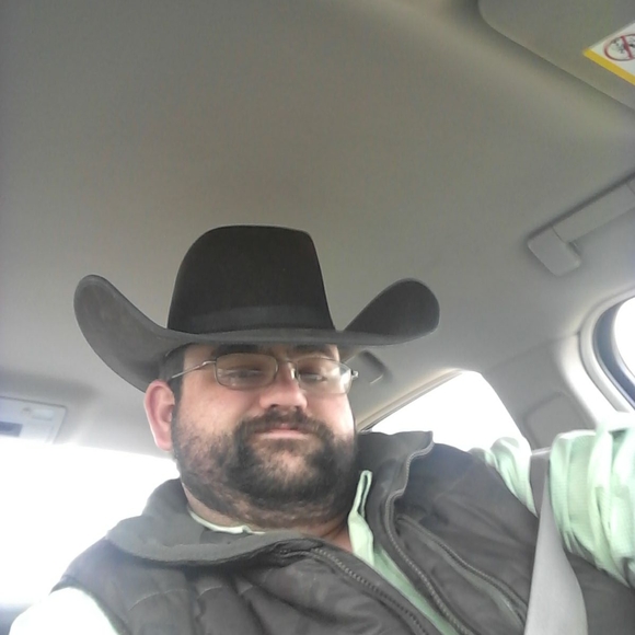 Profile Picture of Daniel Dunlap (@ddunlap_14) on Poshmark