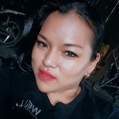 Profile Picture of Dixie Utia  Flores (@dixieutiaflores) on Twitter