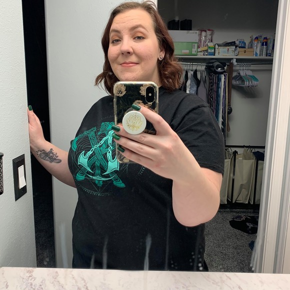 Profile Picture of Lindsey Christensen (@lindseychris461) on Poshmark