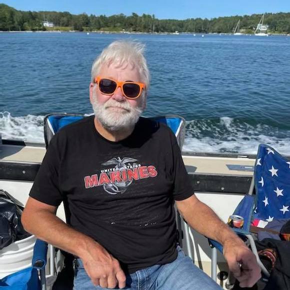 Profile Picture of Alan Eimen (@eimena) on Poshmark