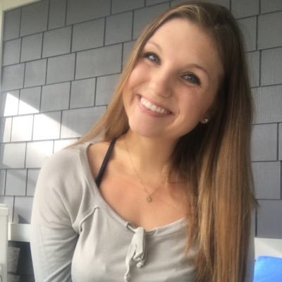 Profile Picture of Ashley Couch (@ashnicole3894) on Twitter