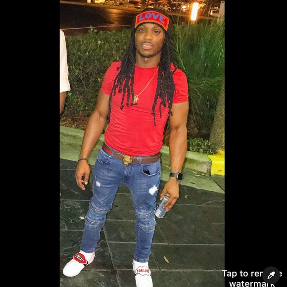 Profile Picture of Bryan Brown (@bbrown0138) on Poshmark