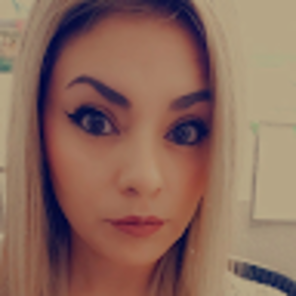 Profile Picture of Yazmin Sanchez (@adorinda22789) on Poshmark