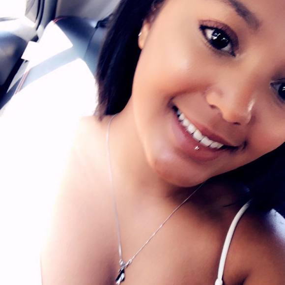 Profile Picture of Micheey Pachot (@micheeyx3) on Poshmark