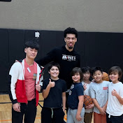 Profile Picture of Stephen Chen (@stephen_chen) on Youtube