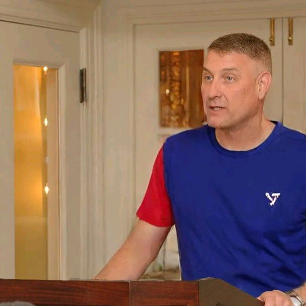 Profile Picture of Raymond Chandler (@raymondochandler) on Tiktok