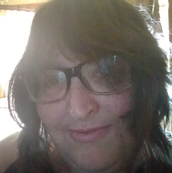 Profile Picture of Crystal Dunton (@cricketbug77) on Poshmark