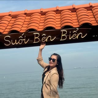 Profile Picture of Trân Nguyễn (@trannguyen_) on Instagram