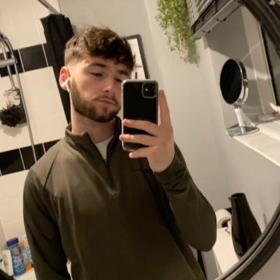 Profile Picture of Alex Coles-Walters (@ColesWalters_) on Twitter