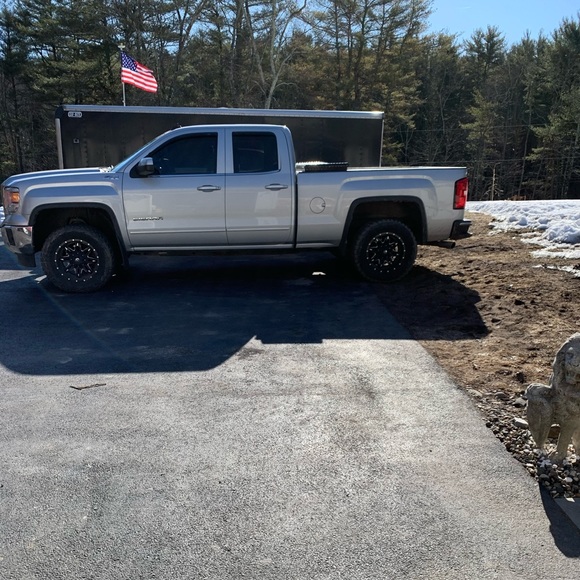 Profile Picture of Brad Parker (@bradhurley6s) on Poshmark