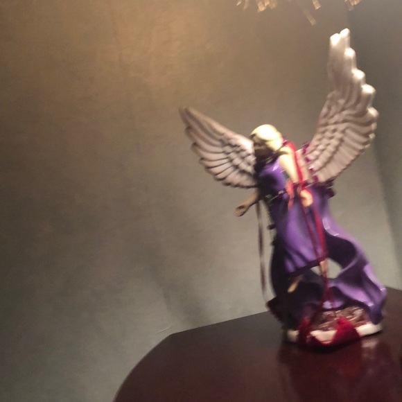 Profile Picture of Joseph Moretti (@j_moretti) on Poshmark