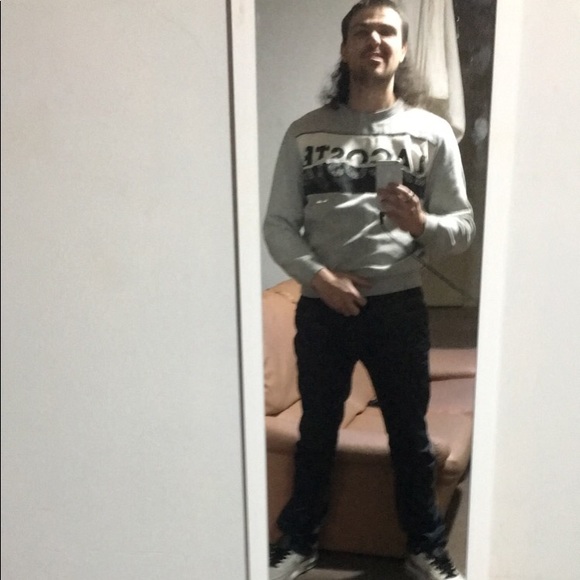 Profile Picture of David Eales (@davideales) on Poshmark