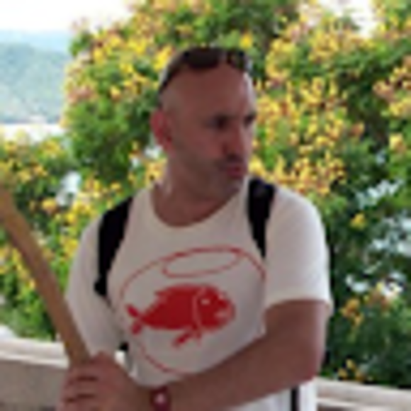 Profile Picture of Kieron Bux (@kieronbux) on Poshmark