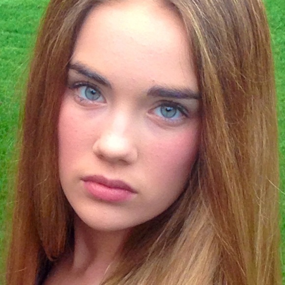 Profile Picture of Brooke Stubblefield (@brooke0424) on Poshmark
