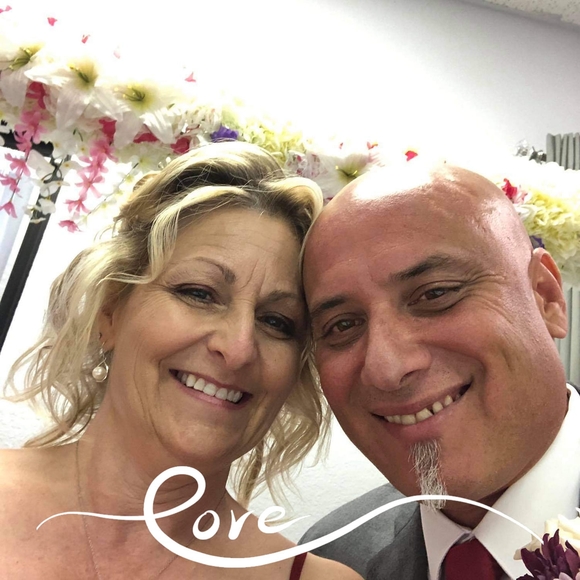 Profile Picture of Paula Weiss (@pweiss70) on Poshmark